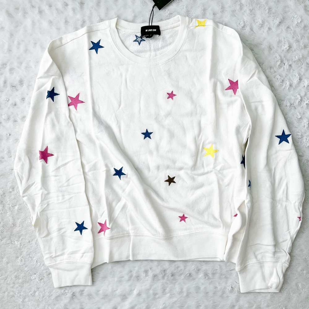 NWT- MONROW Boyfriend Sweatshirt with Allover Embroidered Star Print in Natural - Picture 1 of 11